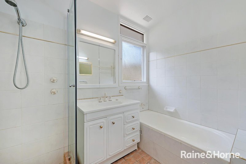 Photo - 25 Carcoola Crescent, Normanhurst NSW 2076 - Image 6