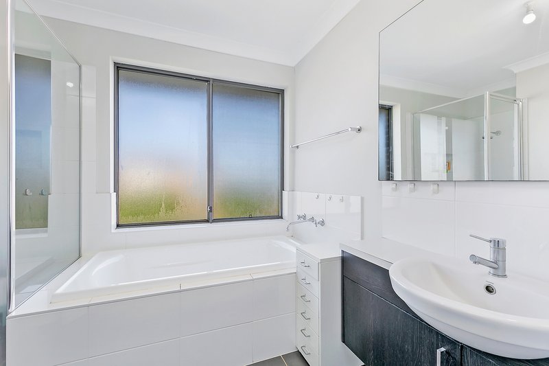 Photo - 25 Carisbrook Street, North Kellyville NSW 2155 - Image 8