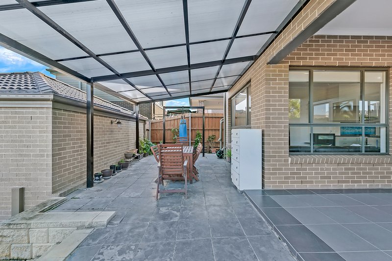 Photo - 25 Carisbrook Street, North Kellyville NSW 2155 - Image 10