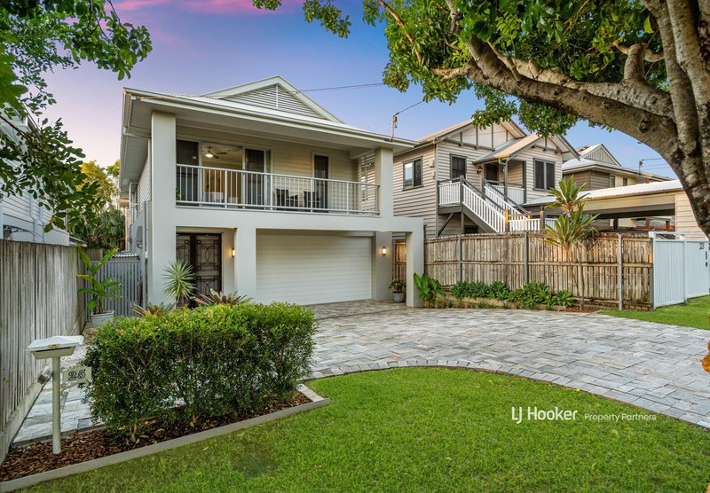 Photo - 25 Carnation Road, Manly West QLD 4179 - Image 1