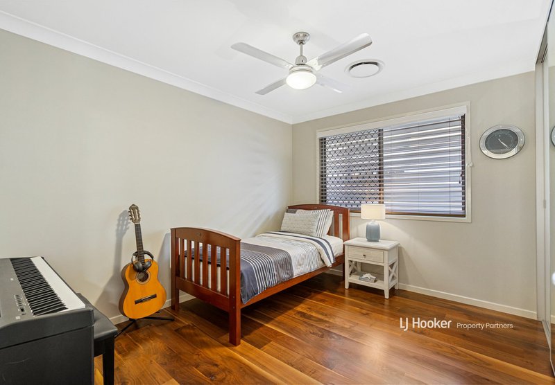 Photo - 25 Carnation Road, Manly West QLD 4179 - Image 20
