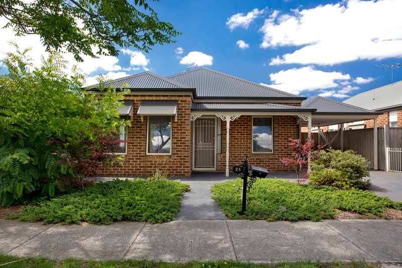 25 Carome Way, Doreen VIC 3754