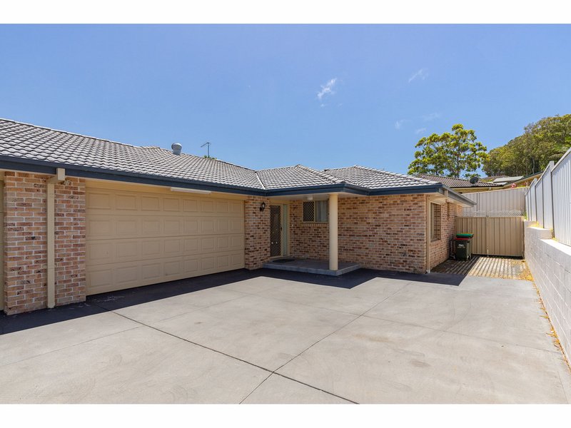 2/5 Caryota Place, Forster NSW 2428