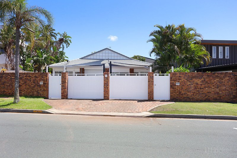 Photo - 2/5 Cassia Street, Runaway Bay QLD 4216 - Image 18