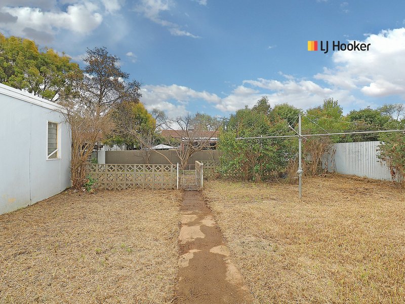 Photo - 25 Ceduna Street, Mount Austin NSW 2650 - Image 9