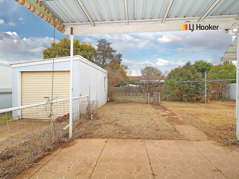 Photo - 25 Ceduna Street, Mount Austin NSW 2650 - Image 12