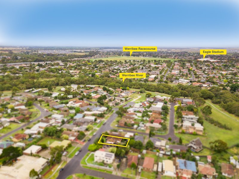 Photo - 25 Centre Avenue, Werribee VIC 3030 - Image 15