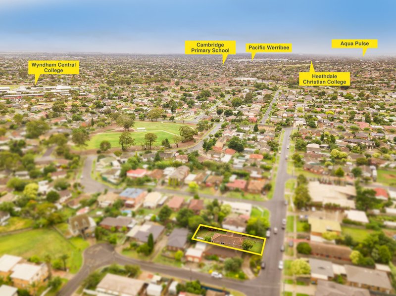 Photo - 25 Centre Avenue, Werribee VIC 3030 - Image 17