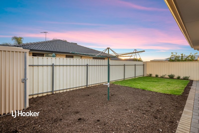 Photo - 25 Chellaston Road, Munno Para West SA 5115 - Image 25