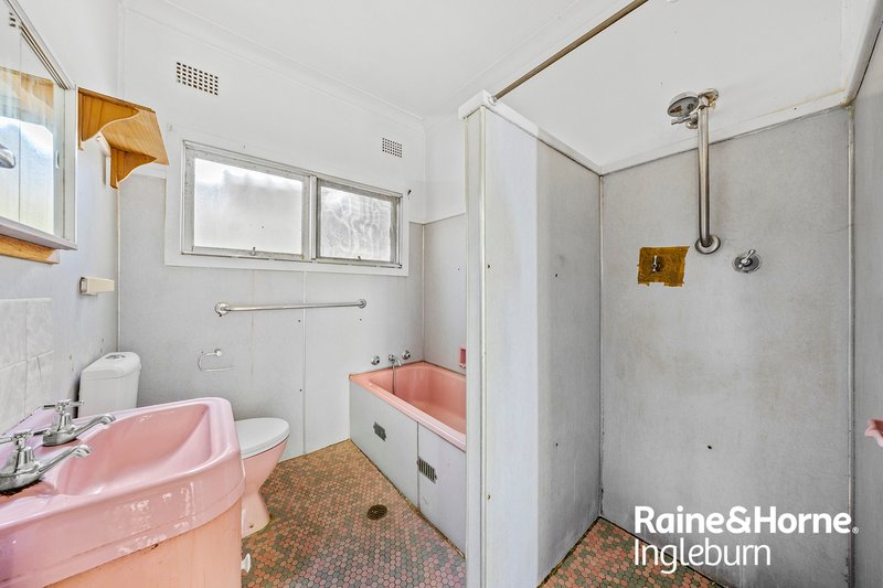 Photo - 25 Chester Road, Ingleburn NSW 2565 - Image 7