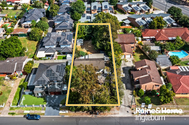 Photo - 25 Chester Road, Ingleburn NSW 2565 - Image 11