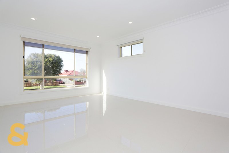 Photo - 25 Chestnut Street, Campbellfield VIC 3061 - Image 3