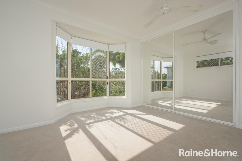 Photo - 25 Clarance Drive, New Auckland QLD 4680 - Image 8