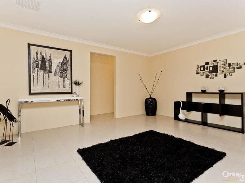 Photo - 25 Claridge Circle, Thornlie WA 6108 - Image 19