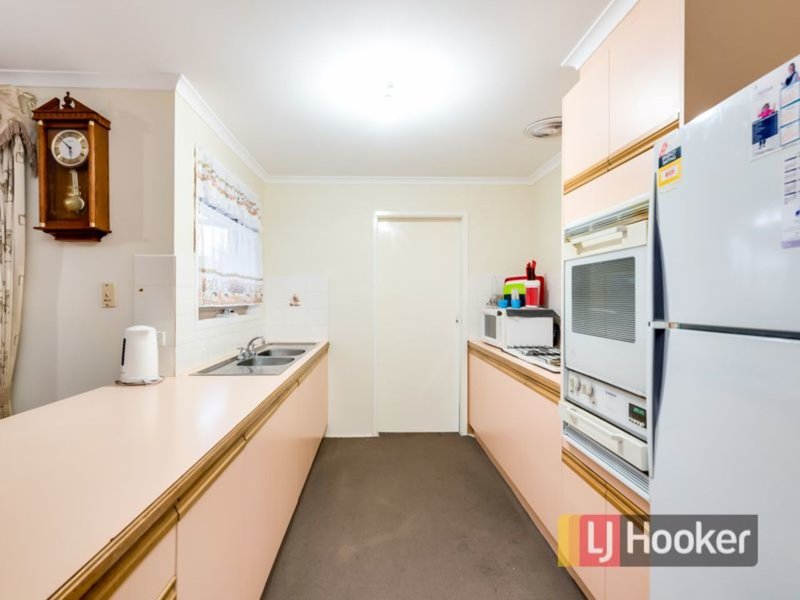 Photo - 25 Claude Avenue, Hampton Park VIC 3976 - Image 2