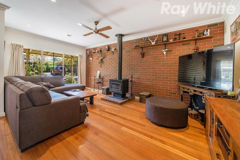Photo - 2/5 Clendon Road, Ferntree Gully VIC 3156 - Image 4