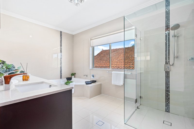 Photo - 25 Clevedon Road, Hurstville NSW 2220 - Image 5