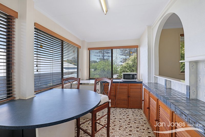 Photo - 25 Clifford St , Woody Point QLD 4019 - Image 9