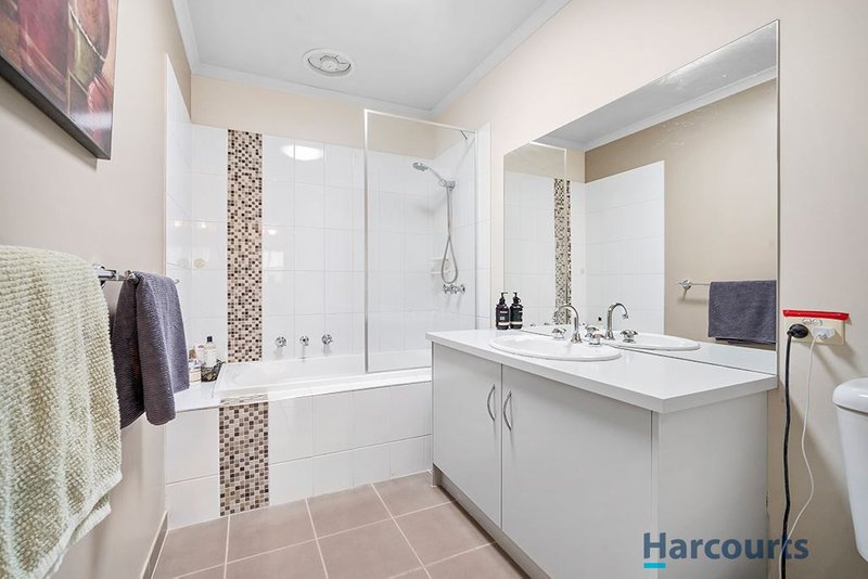 Photo - 25 Clifton Street, Delacombe VIC 3356 - Image 6