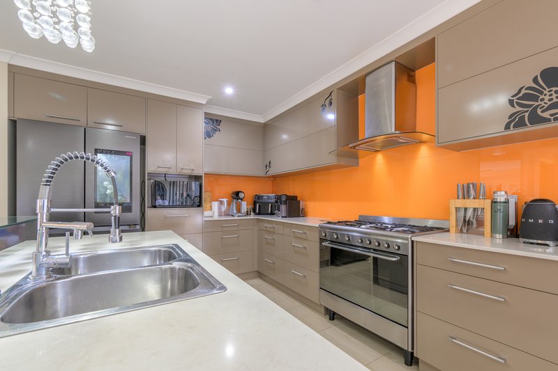 Photo - 25 Clipper Terrace, South Gladstone QLD 4680 - Image 9