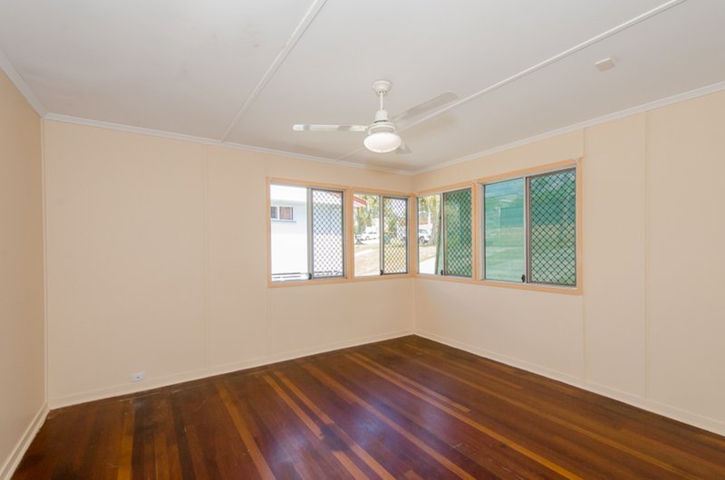 Photo - 25 Coase Street, West Gladstone QLD 4680 - Image 4