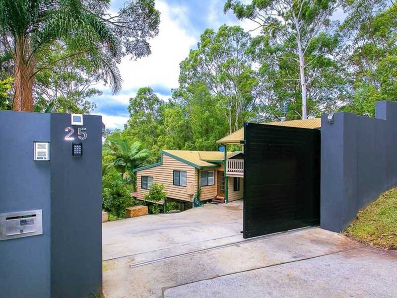 Photo - 25 Cobai Drive, Mudgeeraba QLD 4213 - Image 2