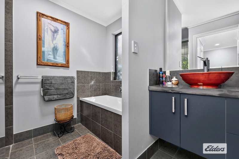 Photo - 25 Coleman Crescent, Pacific Heights QLD 4703 - Image 22