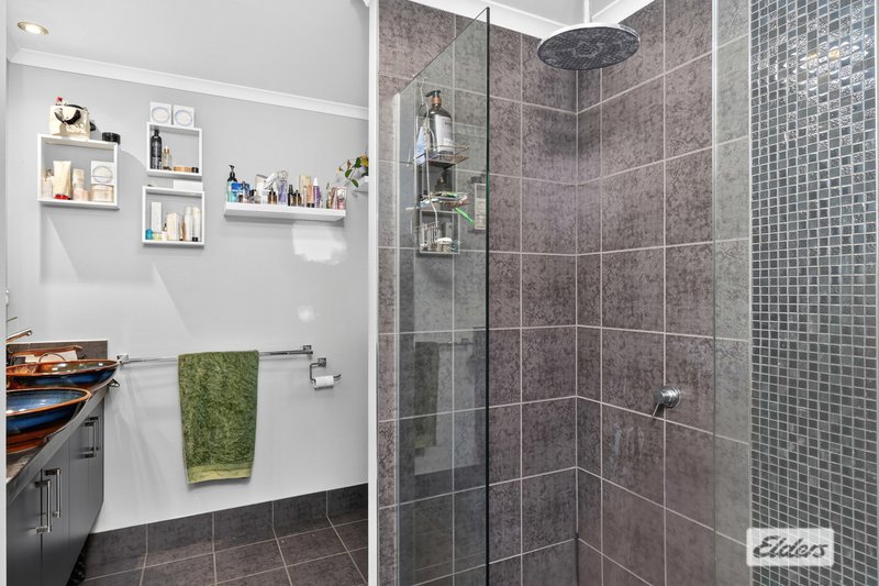 Photo - 25 Coleman Crescent, Pacific Heights QLD 4703 - Image 25