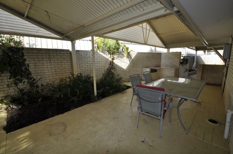 Photo - 25 College Row, South Bunbury WA 6230 - Image 11