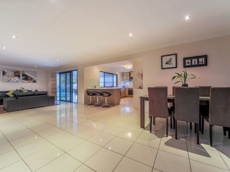 Photo - 25 Conestoga Way, Upper Coomera QLD 4209 - Image 6