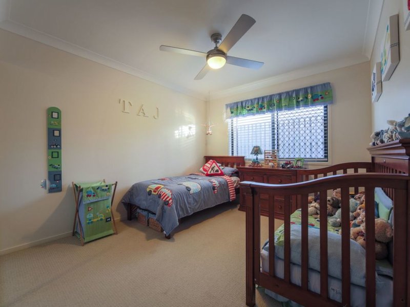 Photo - 25 Conestoga Way, Upper Coomera QLD 4209 - Image 17