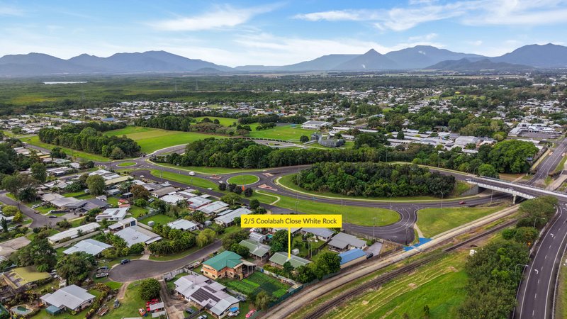 Photo - 2/5 Coolabah Close, White Rock QLD 4868 - Image 4