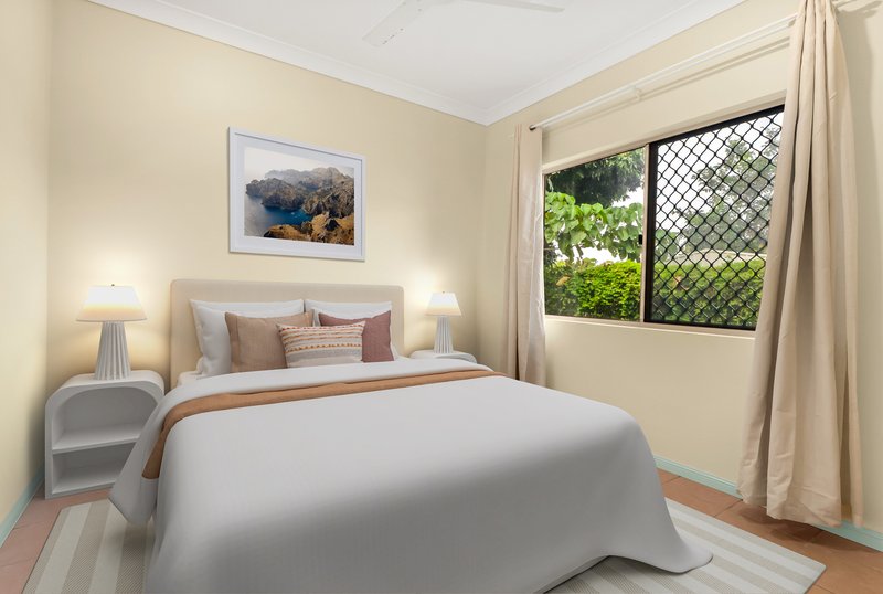 Photo - 2/5 Coolabah Close, White Rock QLD 4868 - Image 11