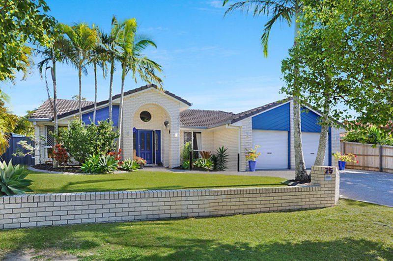 Photo - 25 Coolabah Cres , Bridgeman Downs QLD 4035 - Image 3