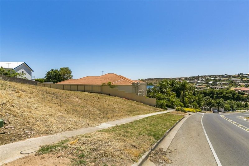 Photo - 25 Cormorant Drive, Hallett Cove SA 5158 - Image 4