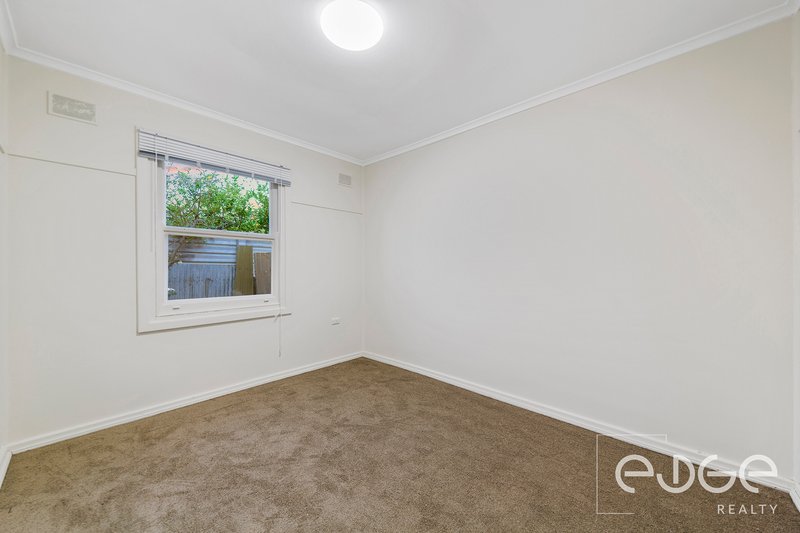 Photo - 25 Counter Road, Elizabeth Downs SA 5113 - Image 13