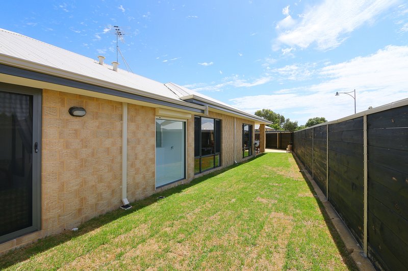 Photo - 25 Cubana Rise, Baldivis WA 6171 - Image 32