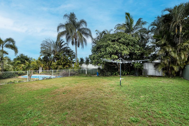 Photo - 25 Currajon Street, Brendale QLD 4500 - Image 18