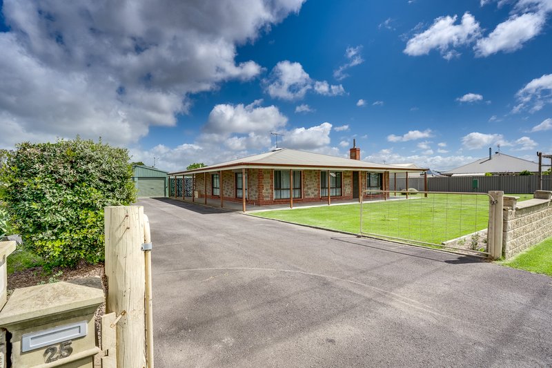 Photo - 25 Currency Creek Road, Goolwa North SA 5214 - Image 2