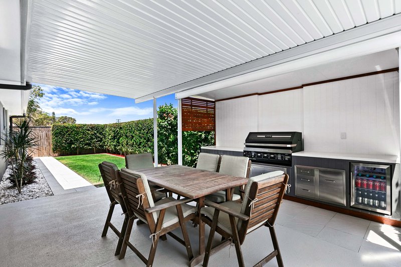 2/5 Daintree Drive, Urangan QLD 4655