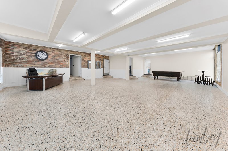 Photo - 25 Dallas Drive, Lalor VIC 3075 - Image 6