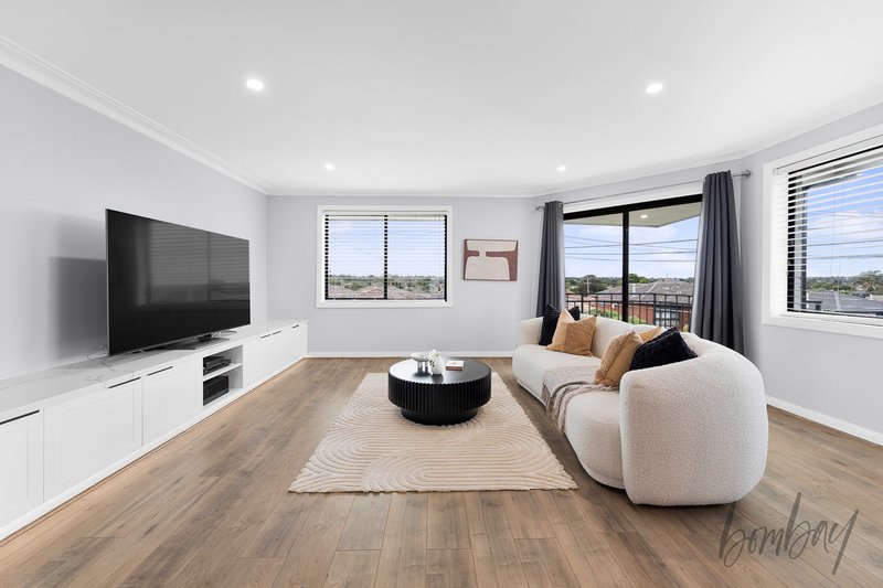 Photo - 25 Dallas Drive, Lalor VIC 3075 - Image 7
