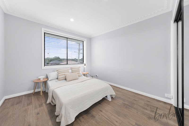 Photo - 25 Dallas Drive, Lalor VIC 3075 - Image 10