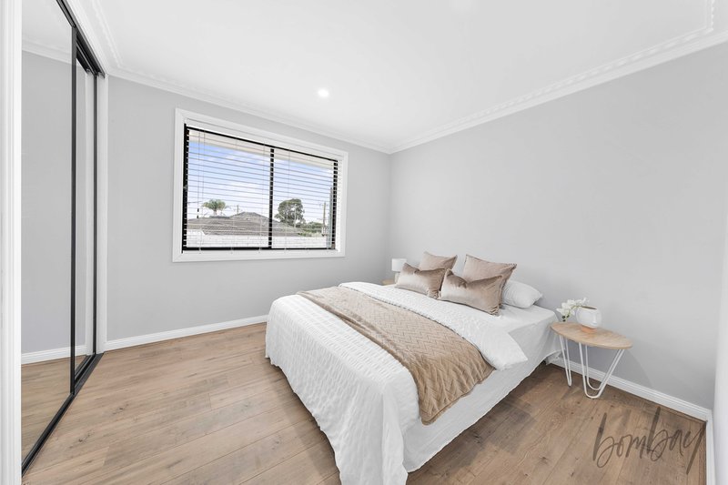Photo - 25 Dallas Drive, Lalor VIC 3075 - Image 16