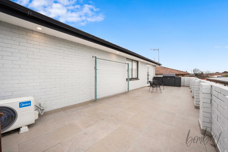 Photo - 25 Dallas Drive, Lalor VIC 3075 - Image 21