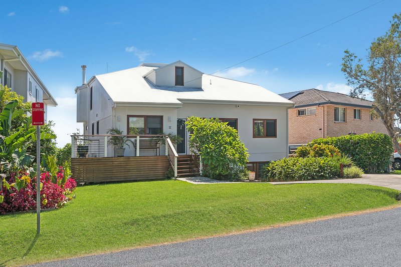 Photo - 25 Dammerel Crescent, Emerald Beach NSW 2456 - Image 19