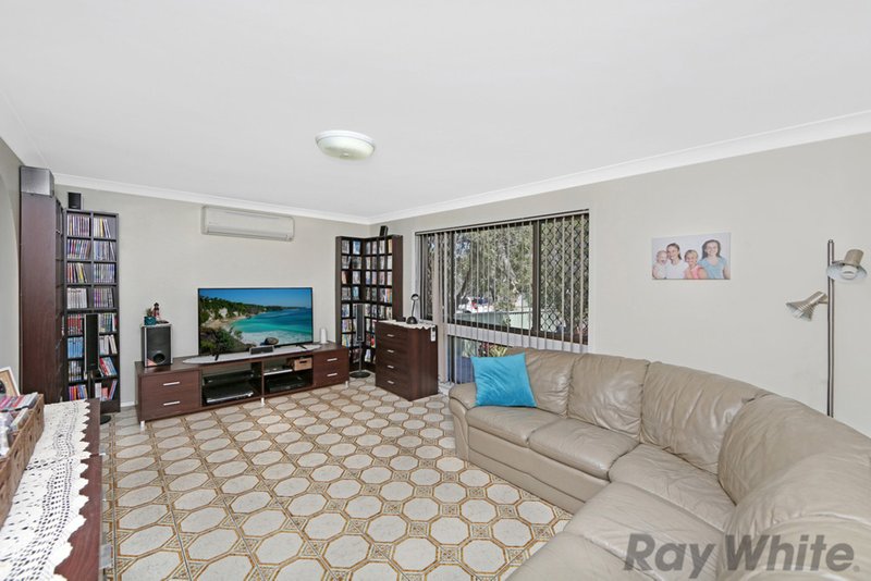 Photo - 25 Danbury Avenue, Gorokan NSW 2263 - Image 3