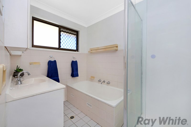 Photo - 25 Danbury Avenue, Gorokan NSW 2263 - Image 11