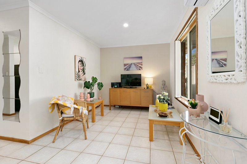 Photo - 25 Darley Circuit, Noarlunga Downs SA 5168 - Image 7