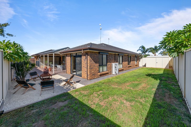 Photo - 25 Davalan Drive, Munno Para West SA 5115 - Image 18